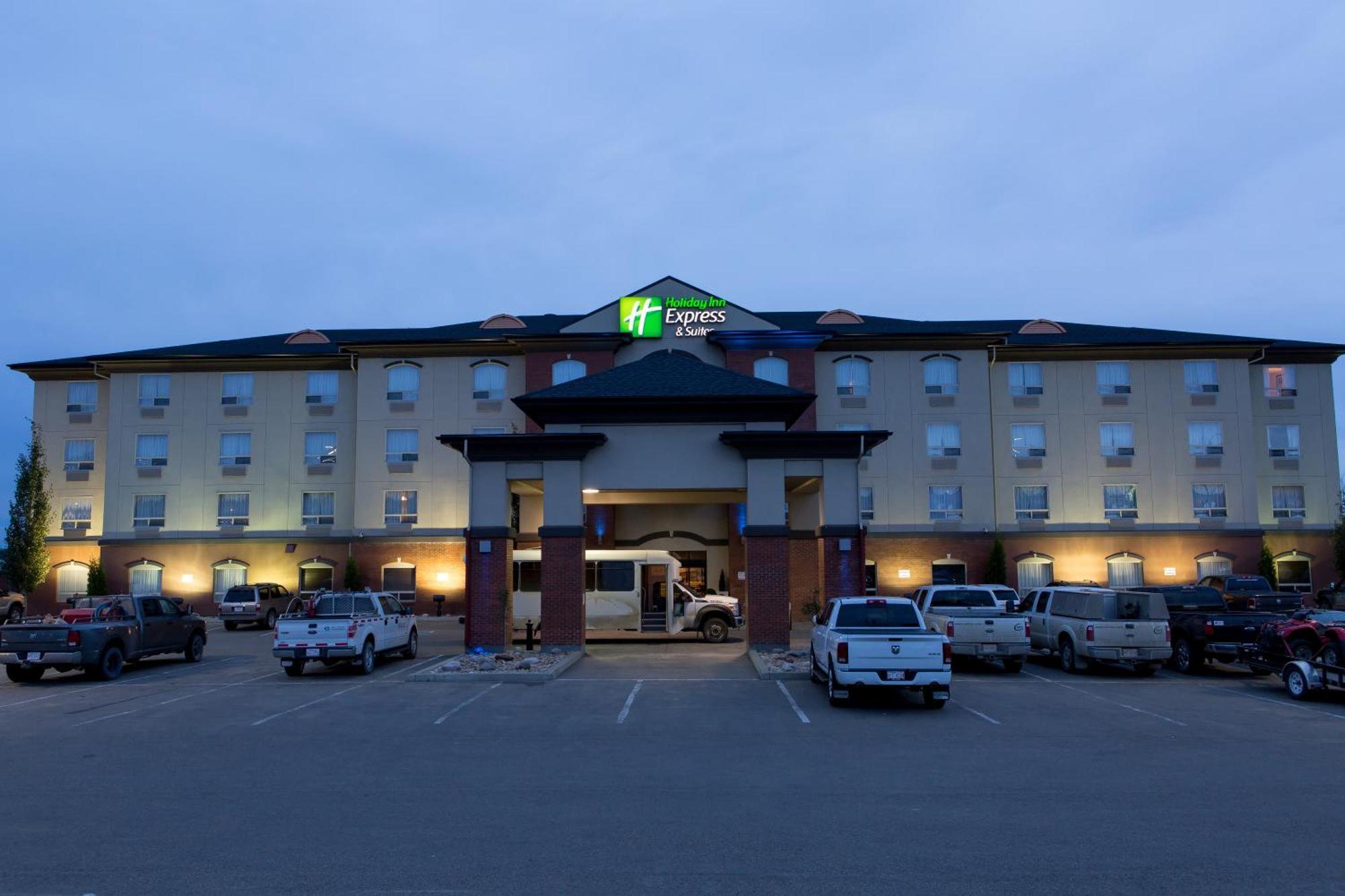德雷顿瓦利智选假日酒店 Drayton Valley 外观 照片