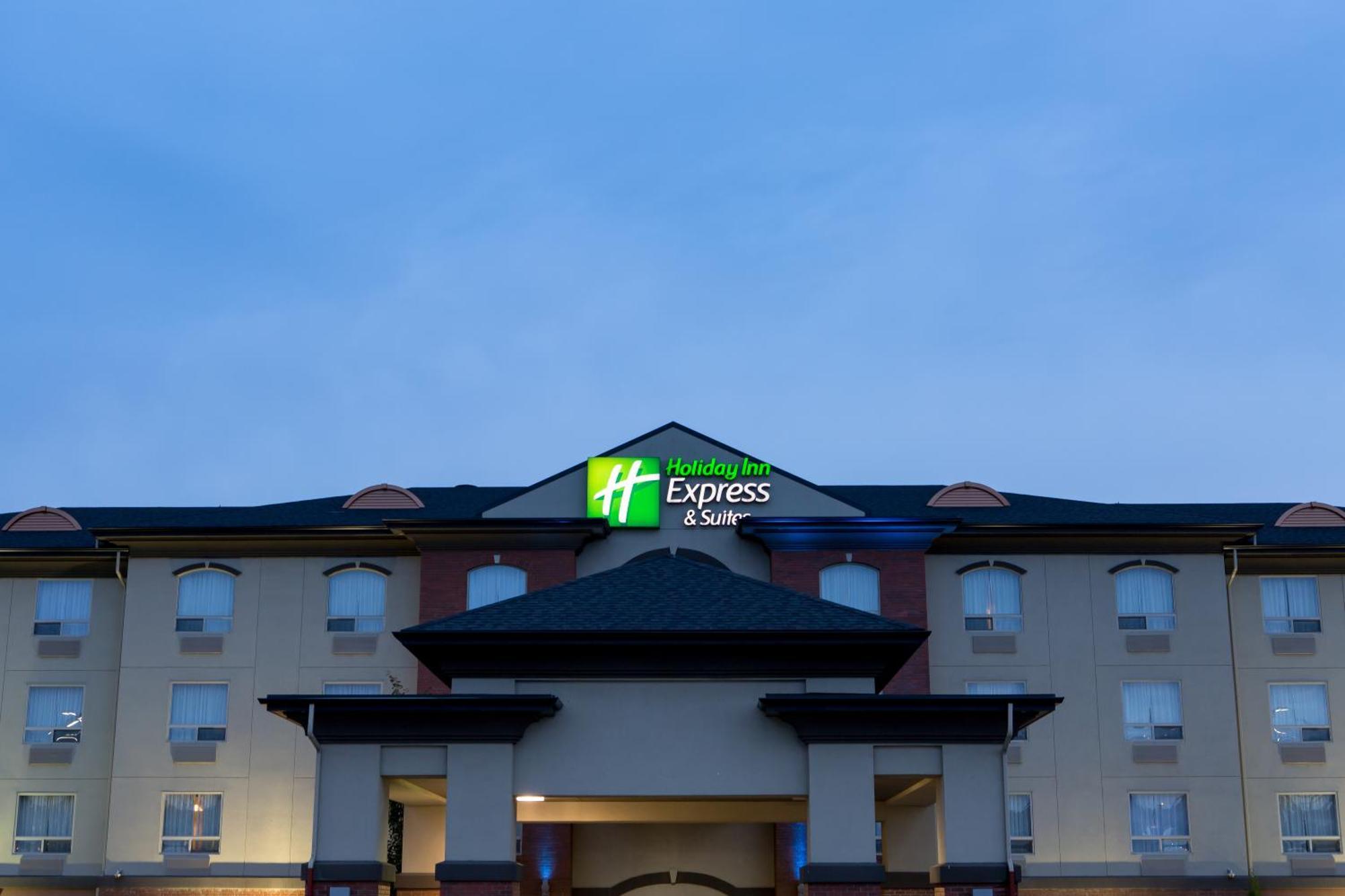 德雷顿瓦利智选假日酒店 Drayton Valley 外观 照片