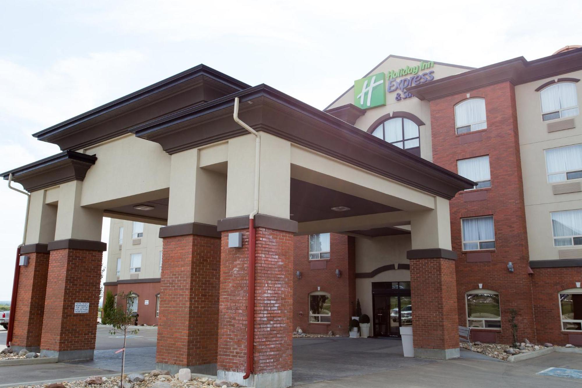 德雷顿瓦利智选假日酒店 Drayton Valley 外观 照片