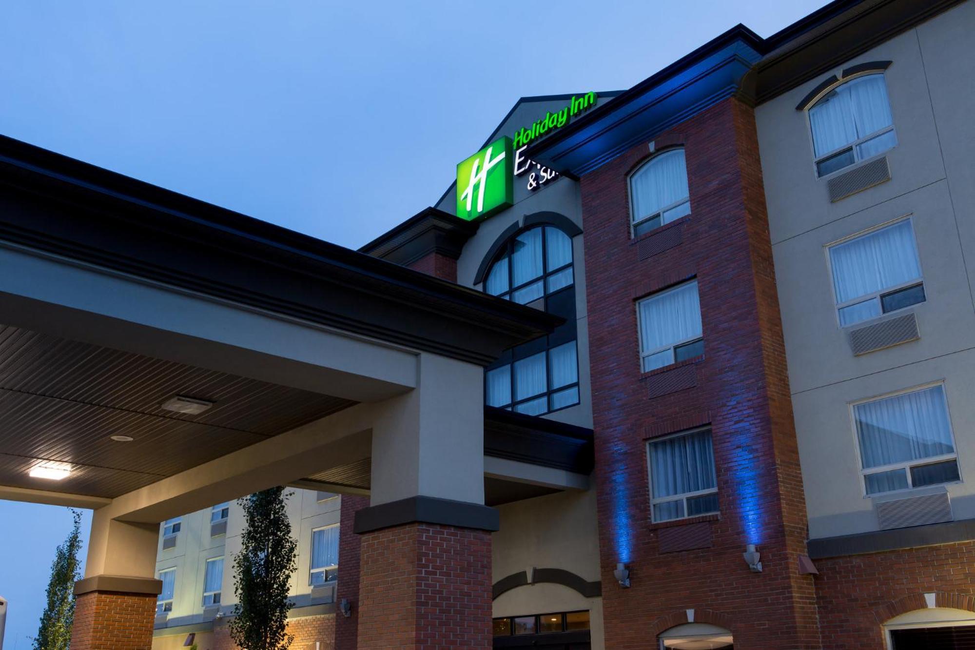 德雷顿瓦利智选假日酒店 Drayton Valley 外观 照片